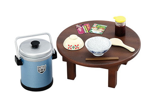 Natsukashi Yokocho 3 Chome 1 Tradditional Dining Table Miniature Showa Re-ment