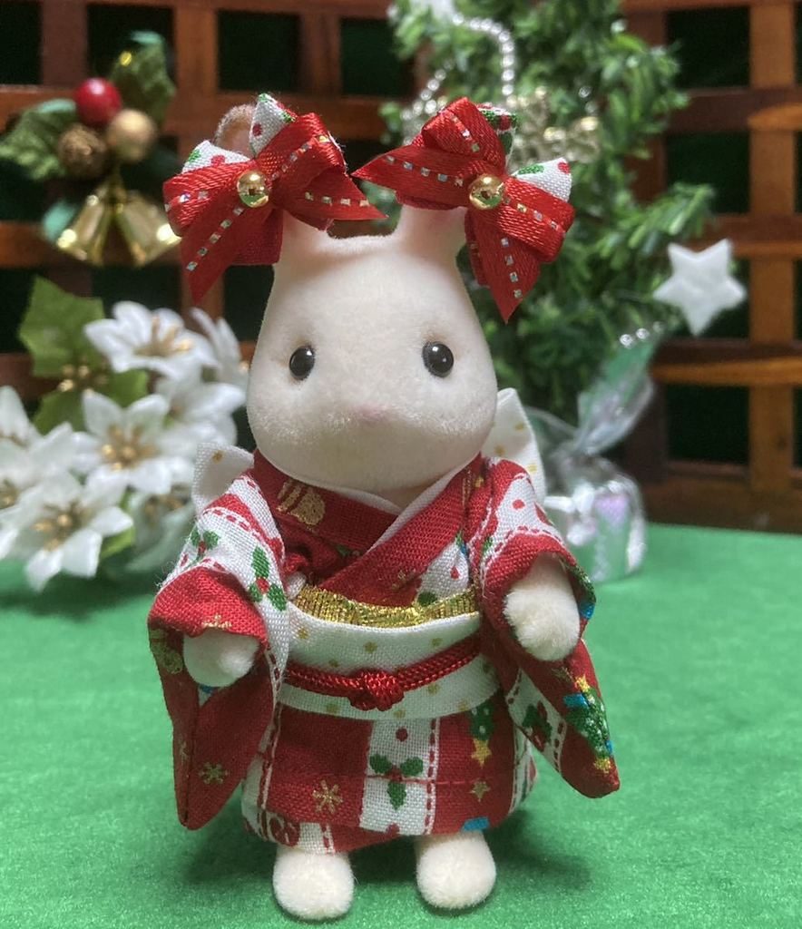 KIMONO FAIT MAIN POUR FILLE VERSION NOËL. Fait main au Japon