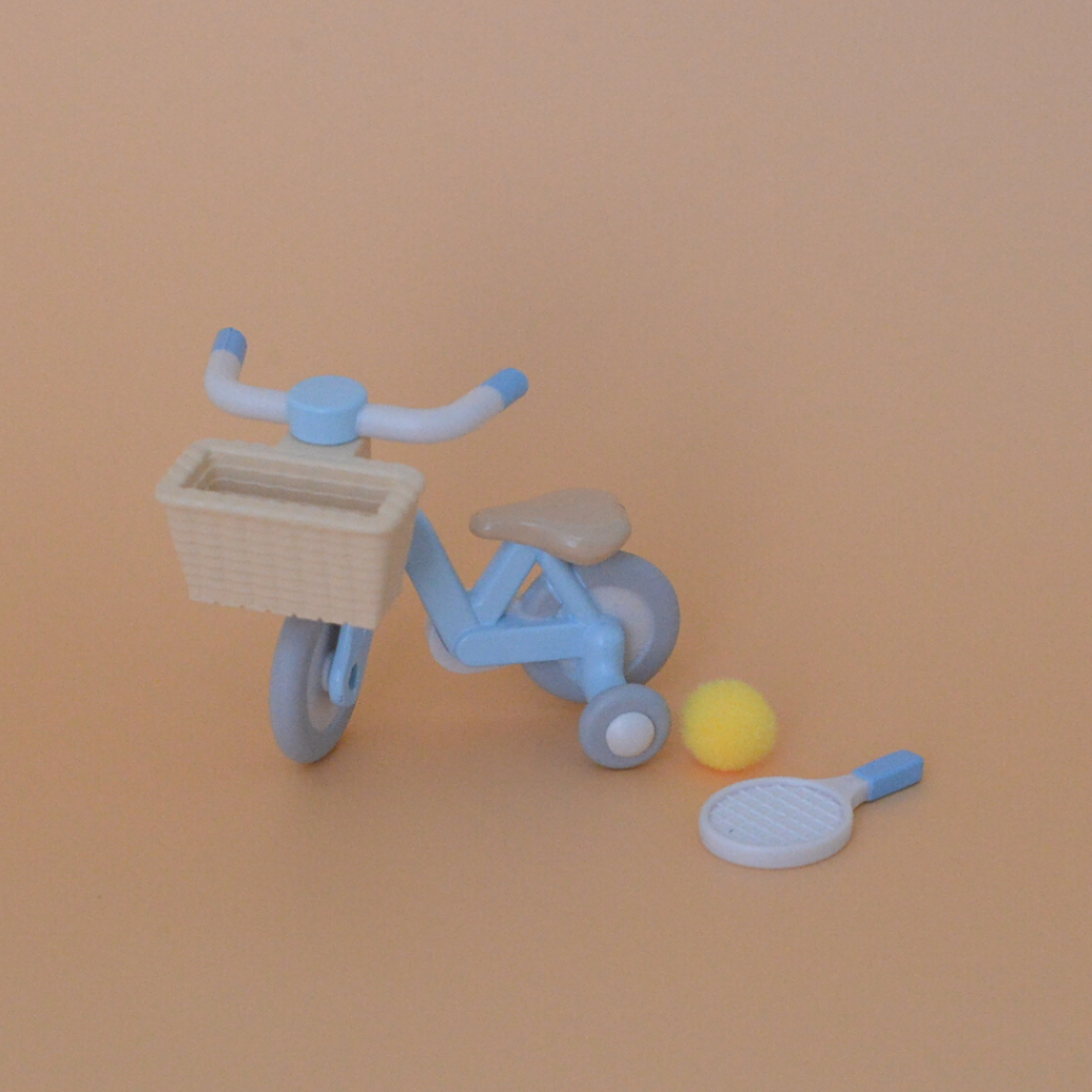 Vélo bleu pour le club des fans d'enfants 92420 Sylvanian Families Calico Critters