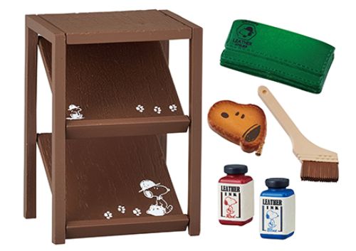 Peanuts Snoopy's Leather Atelier 5 Shelf Re-ment