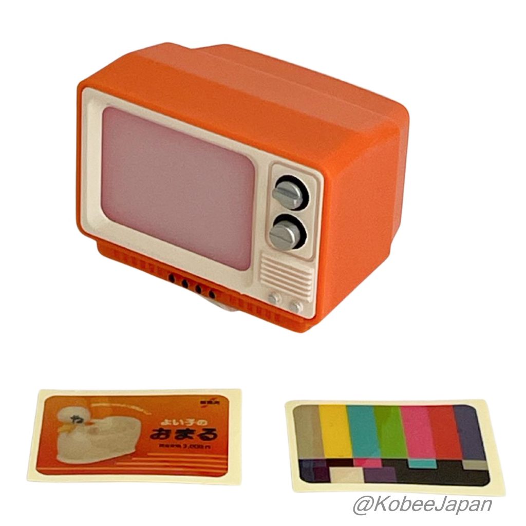 Capsule Toy Rétro TV Lumière Mascotte 3 Orange avec Lumière Jaune JDREAM