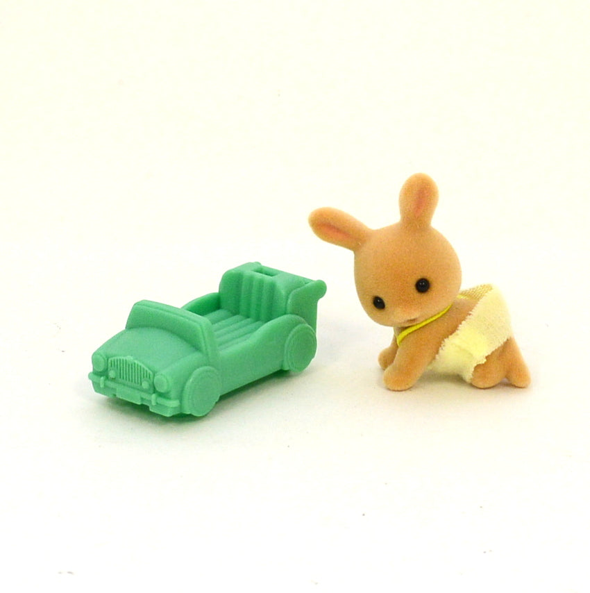 Baby Sunny Rabbit and Push Along Car Set Sylvanian Families Calico Critters