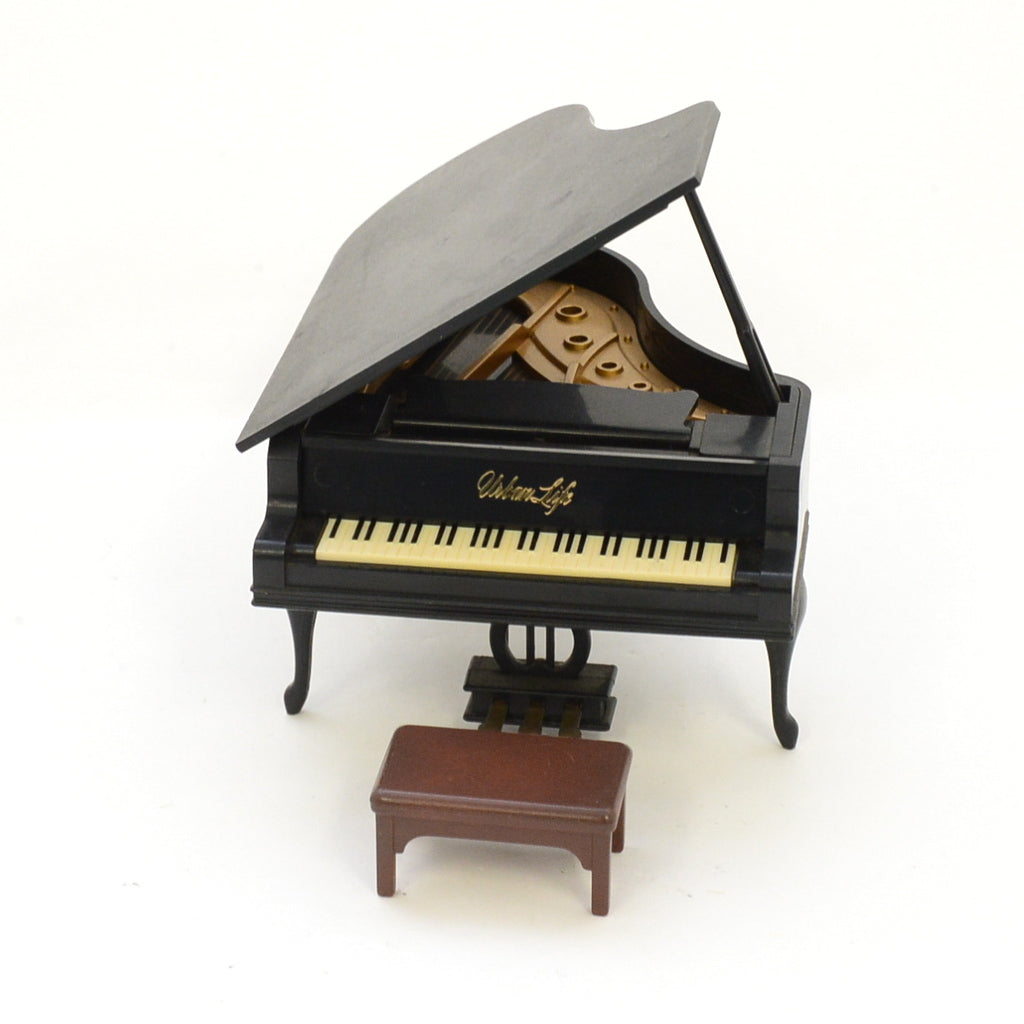 Epoch Sylvanian Families Set De Piano Para Muñecas | Juguete De Familia De Conejitos | Accesorio De Música Para Muñecas De La Marca Japonesa