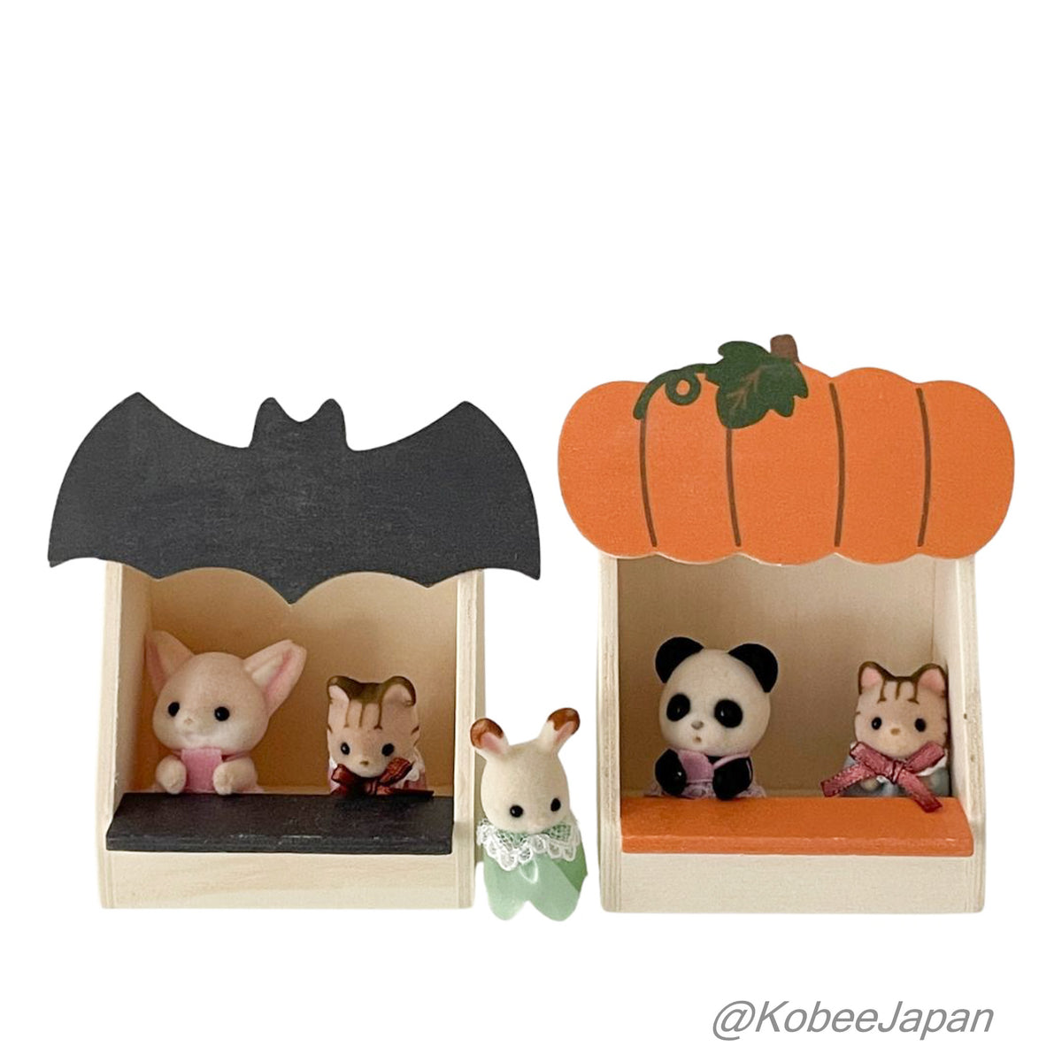 Wooden Display Shop - Pumpkin x Bat, Set of 2 Natural Kitchen