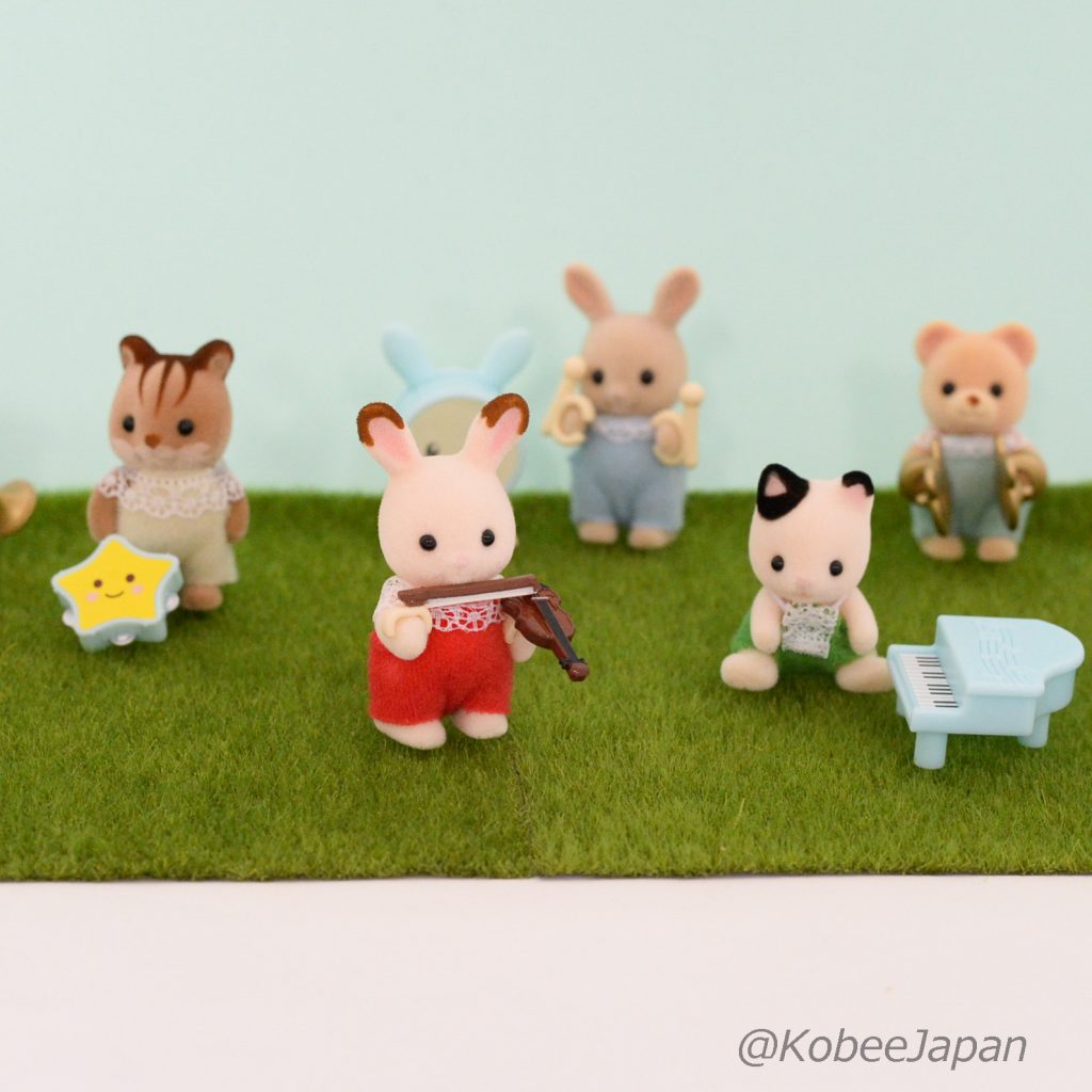 Baby Recital Series Complete 8 Figure Set Sylvanian Families Calico Critters