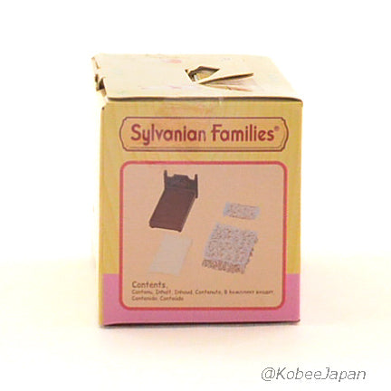 Classic Antique Bed 5223 Sylvanian Families Calico Critters