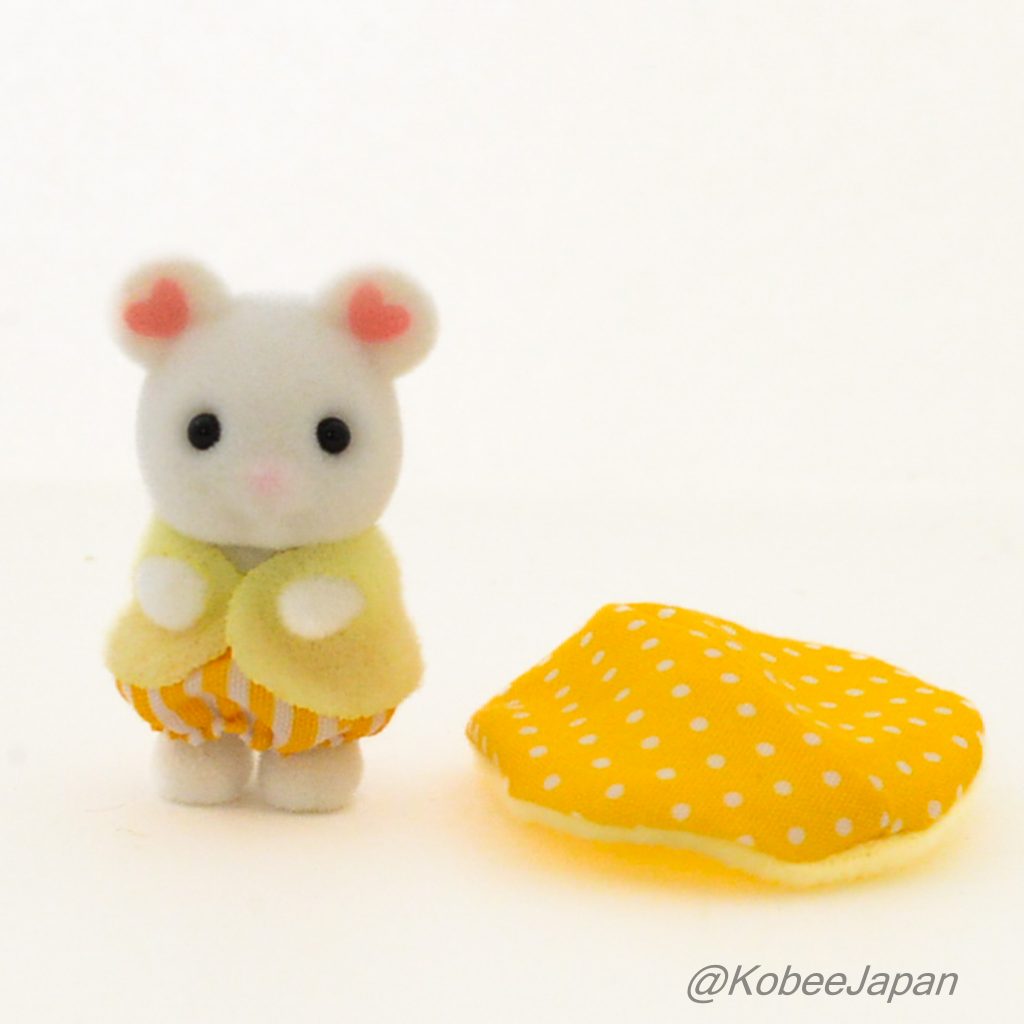 Baby Collection Secret Forest Marshmallow Mouse Familymart 2023 Sylvanian Families Calico Critters