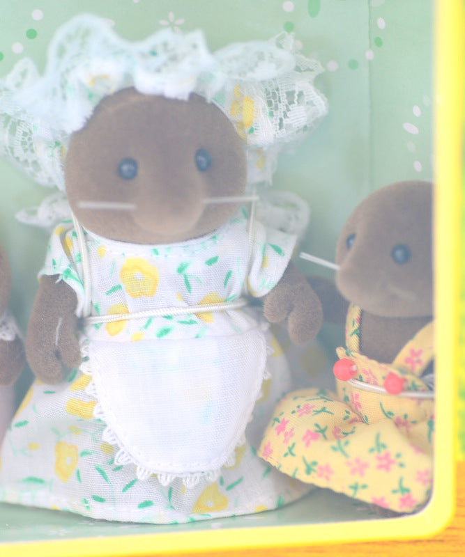 Toy's Dream Projcet Mole Family 2005 Sylvanian Families Calico Critters