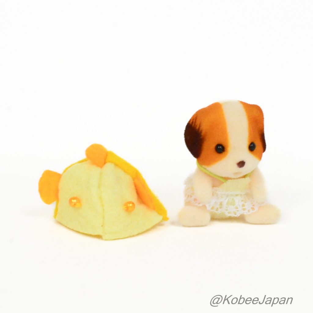 Baby Aqua Parade Series Baby Chiffon Dog With Yellow Fish Hat 2022 Sylvanian Families Calico Critters