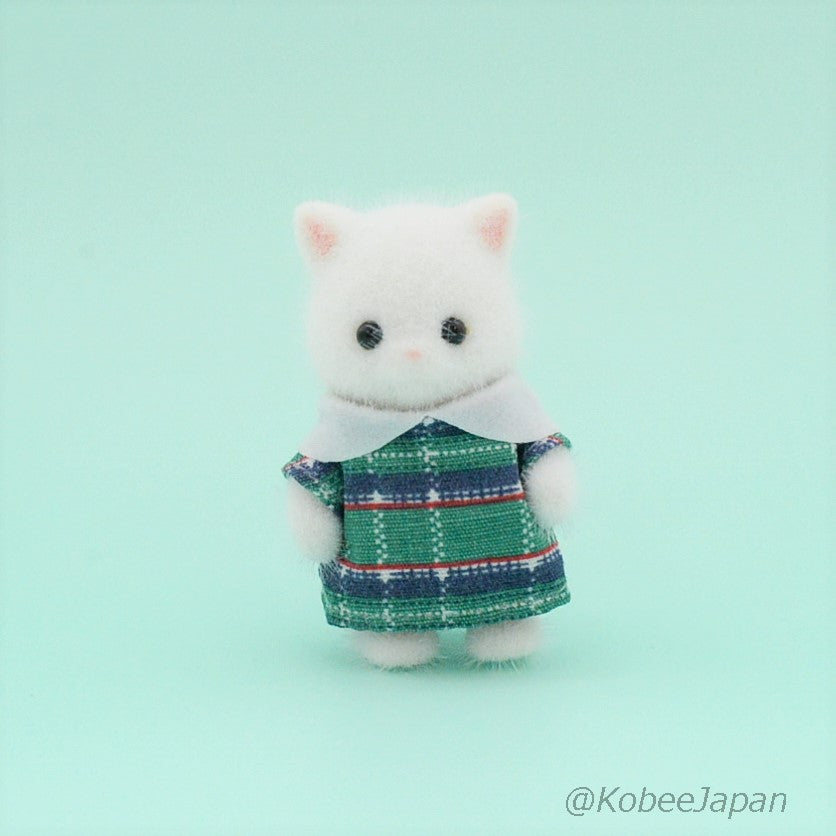 Sylvanian park Sylvanain Park Ibaraido Baby Persian Cat Green Check 2020 Sylvanian Families Calico Critters