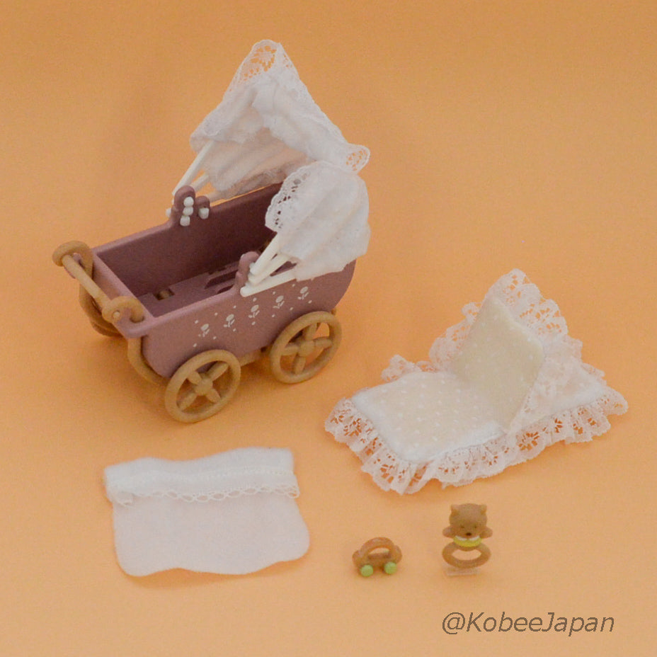 Landau pour bébé KA-205 Sylvanian Families Calico Critters