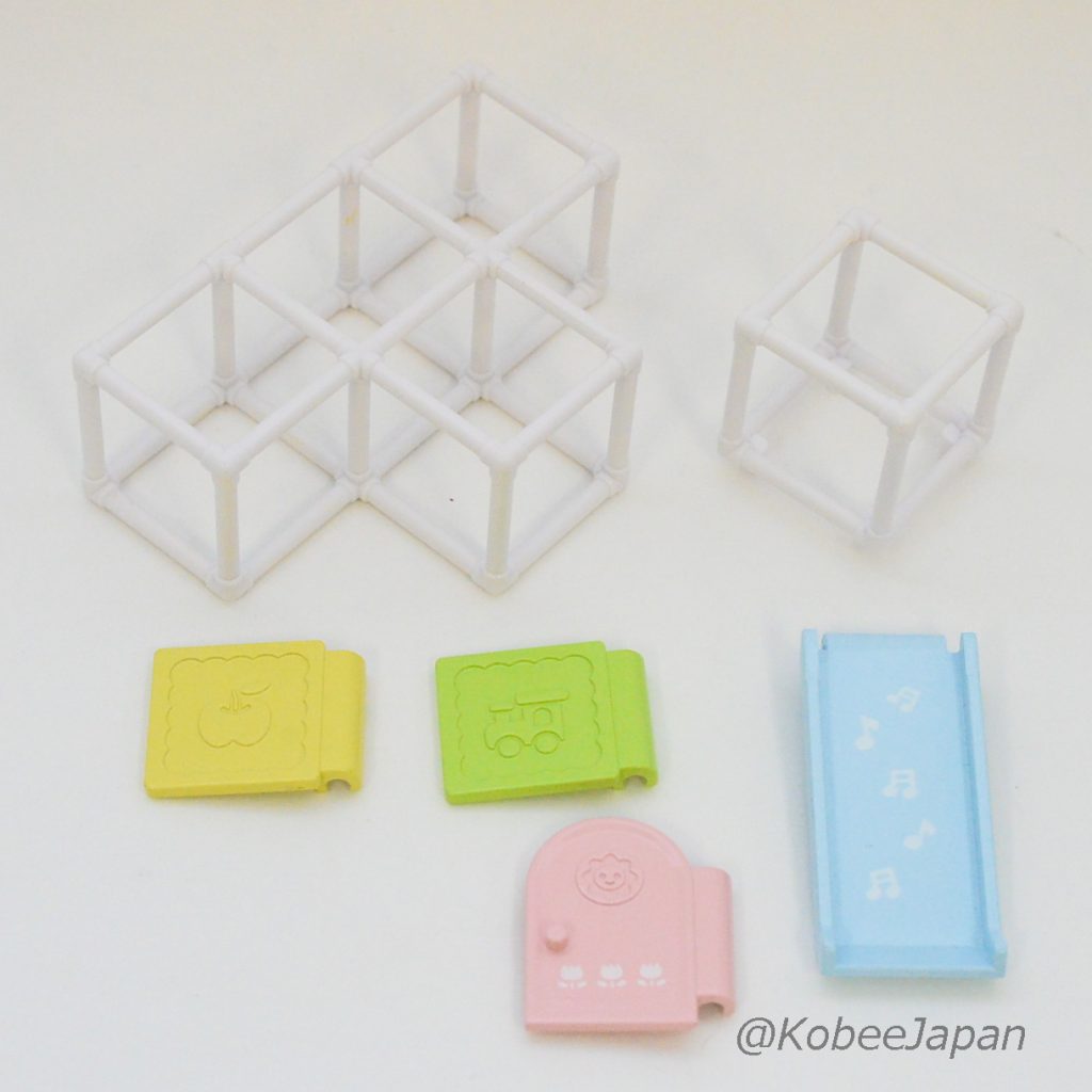 Gimnasio para bebés con estructura de escalada KA-212 Sylvanian Families Calico Critters