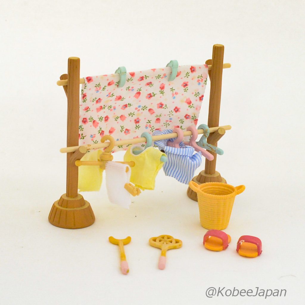 Ensemble de corde à linge KA-610 Familles Sylvanian Calico Critters