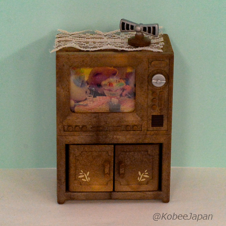 Vintage Television Tv Stand Set KA-506 1999 Sylvanian Families Calico Critters