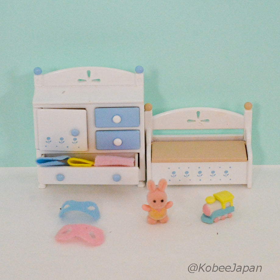 Ensemble de commode pour bébé KA-202 Sylvanian Families Calico Critters