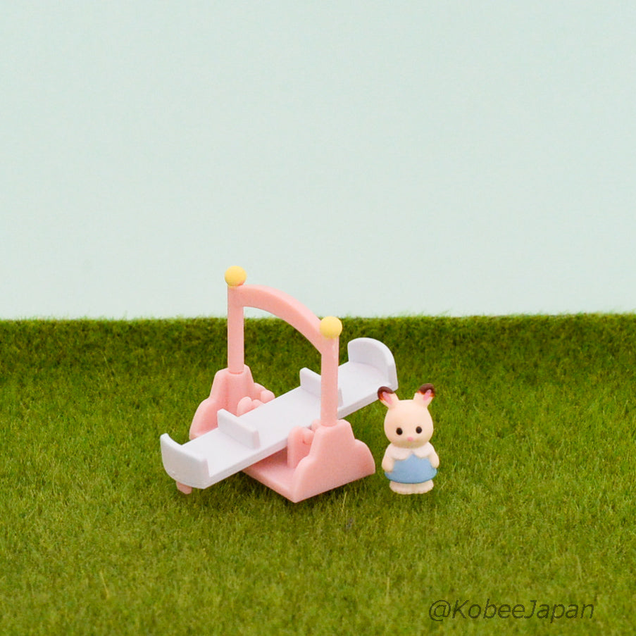 Capsule Toy Forest Nursery 5pc Set 2022 Sylvanian Families Calico Critters