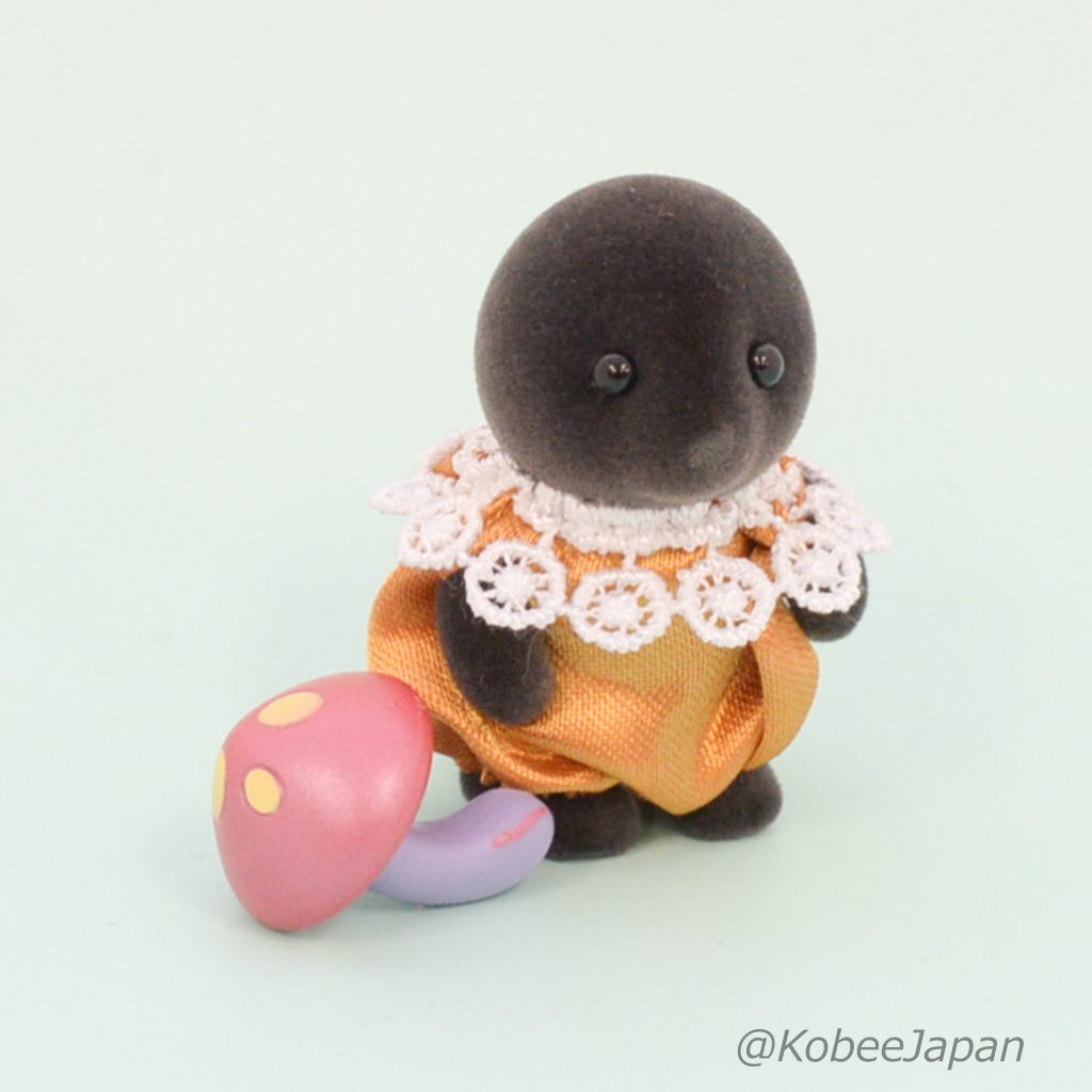 مجموعة شخصيات السلسلة السحرية للأطفال كاملة 8 قطع عائلات سيلفانيان كاليكو كريترز