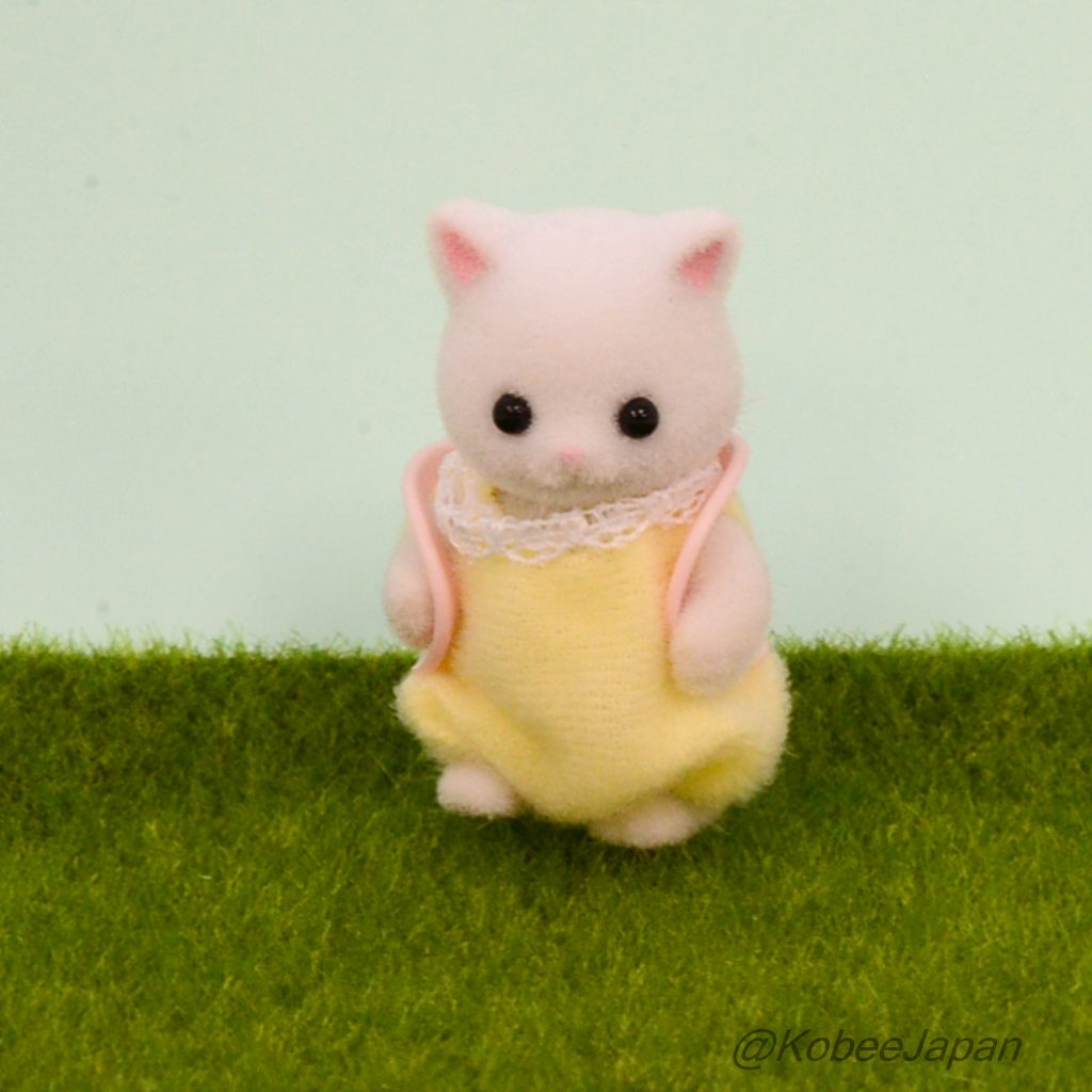 Baby Sea Friends Series Baby Persian Cat With Turtle Backpack 2023 Sylvanian Families Calico Critters