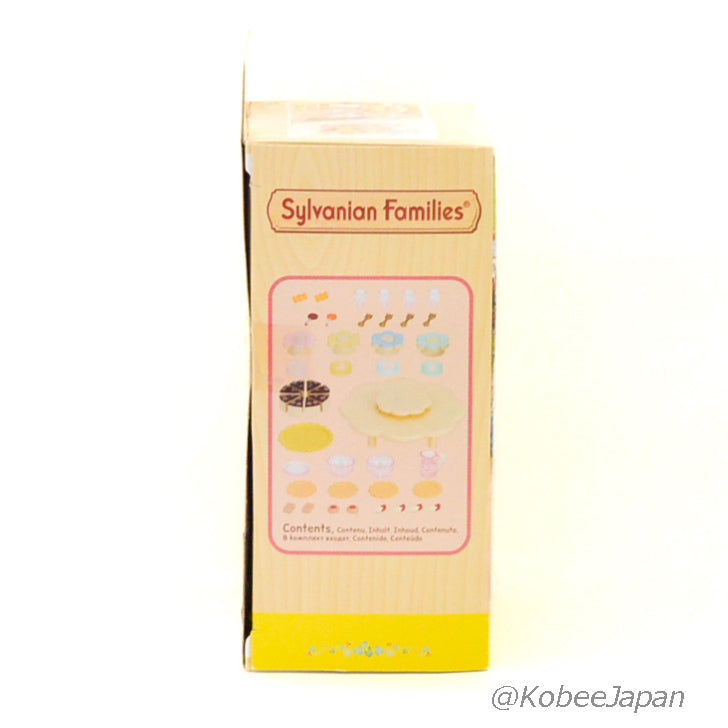 Set de Fiesta para Guardería 5104 Sylvanian Families Calico Critters