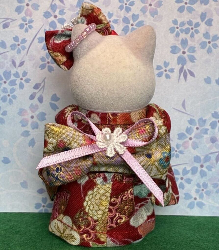 Kimono floral rouge fait main pour maman