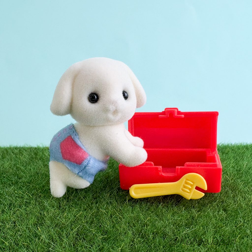 Serie Baby Craft Lovers Flora Conejo Bebé con Caja de Herramientas 2025 Familias Sylvanian Calico Critters