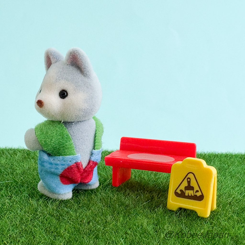 Série Amoureux de l'Artisanat Bébé Chien Husky Bébé avec Banc 2025 Familles Sylvanian Calico Critters
