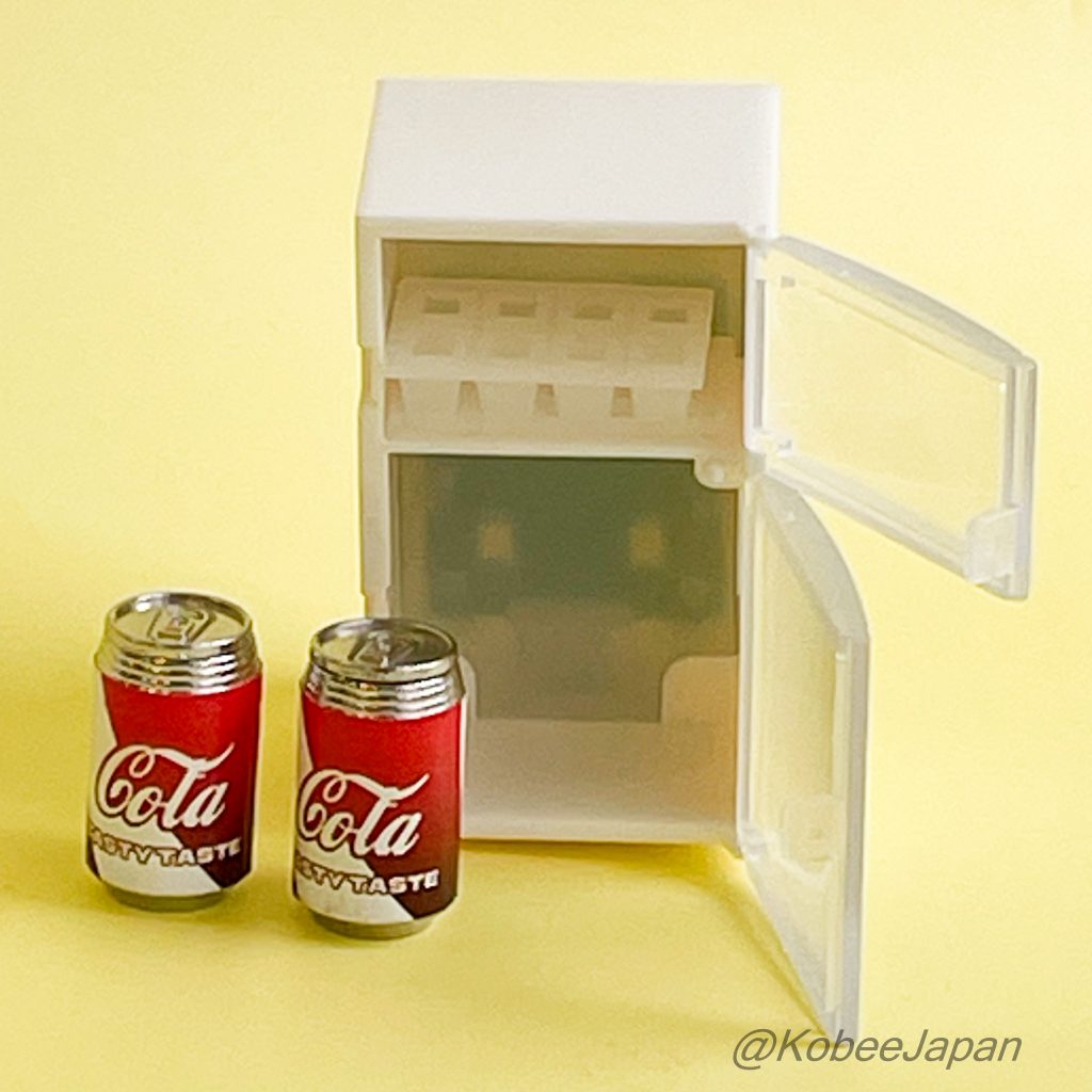 Capsule Toy Light-Up Miniature Refrigerator 2 White 2 Cans Cola White Light JDREAM