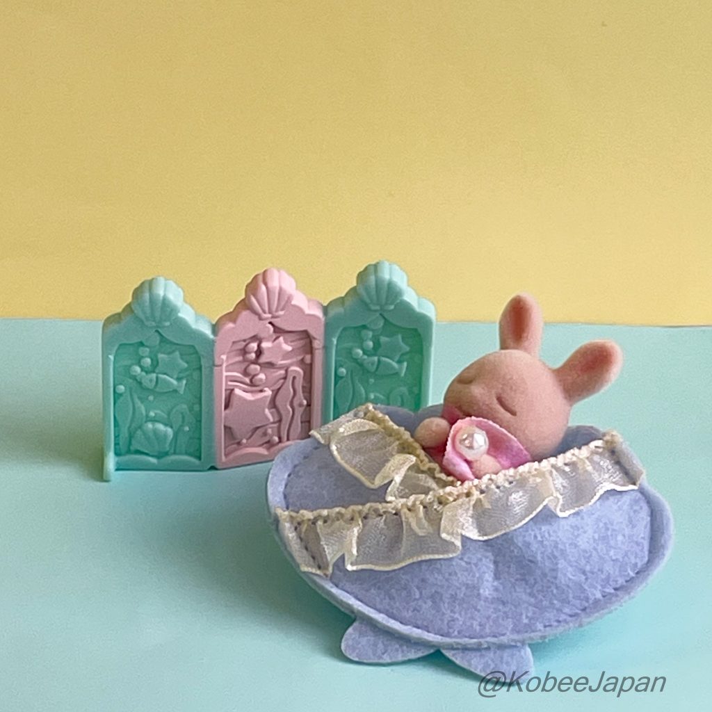 Baby Furniture Collection Dreamy Mermaid Little Milk Rabbit and Partition Sylvanian Families Calico Critters