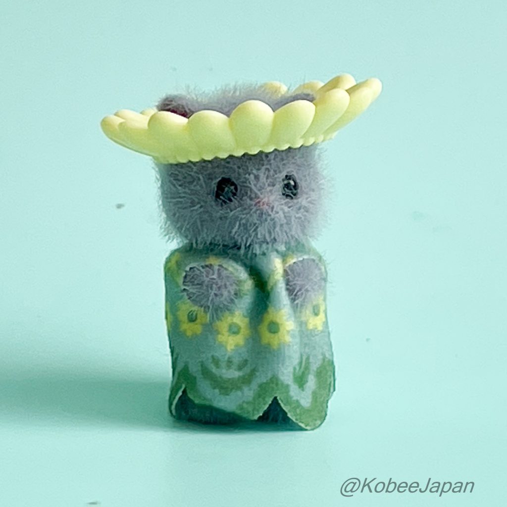 سلسلة أصدقاء غابة الجنيات القط الفارسي السري رمادي 2025 عائلات سيلفانيان كاليكو كريترز