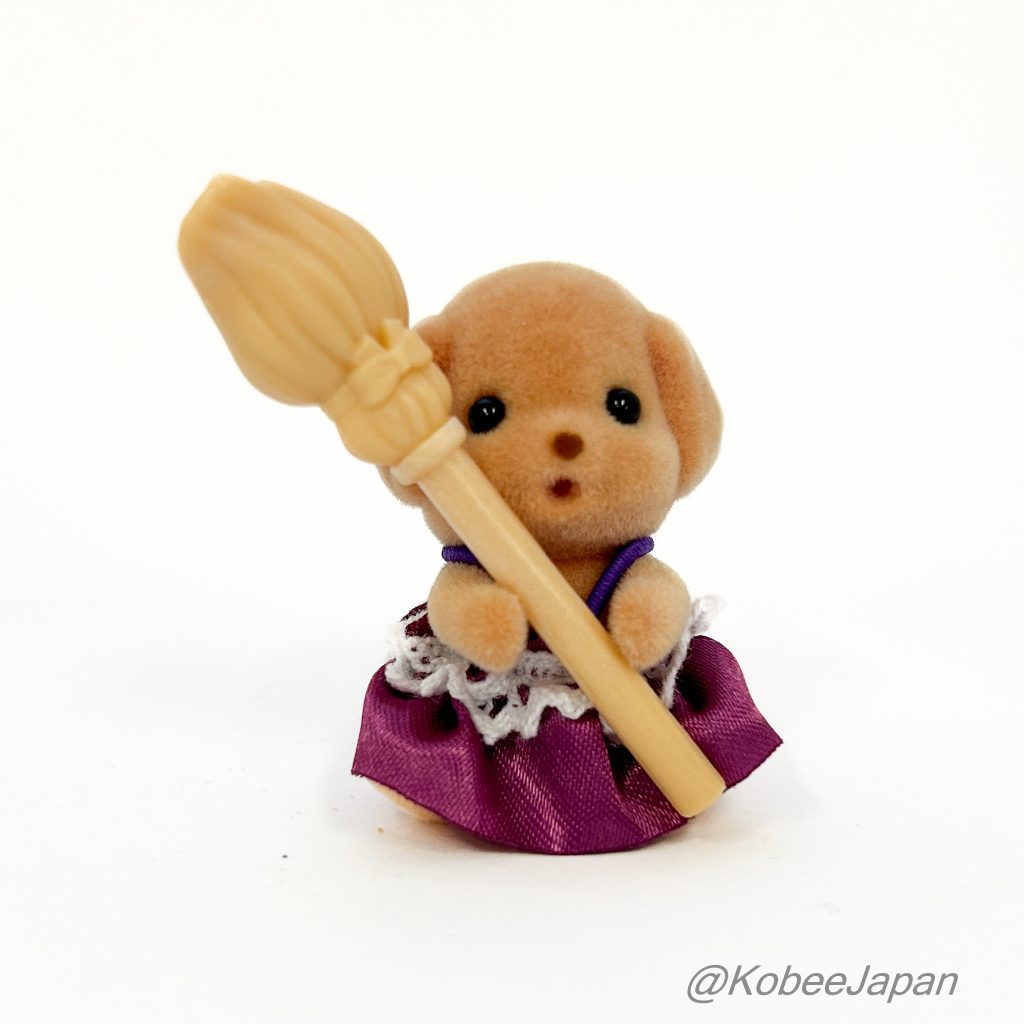 Magical Baby Series Toy Poodle Baby With Broomstick Sylvanian Families Calico Critters