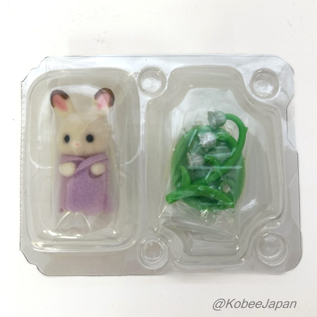 Lets Play in the Forest Series Chocolate Rabbit Little Baby 2023 Sylvanian Families Calico Critters