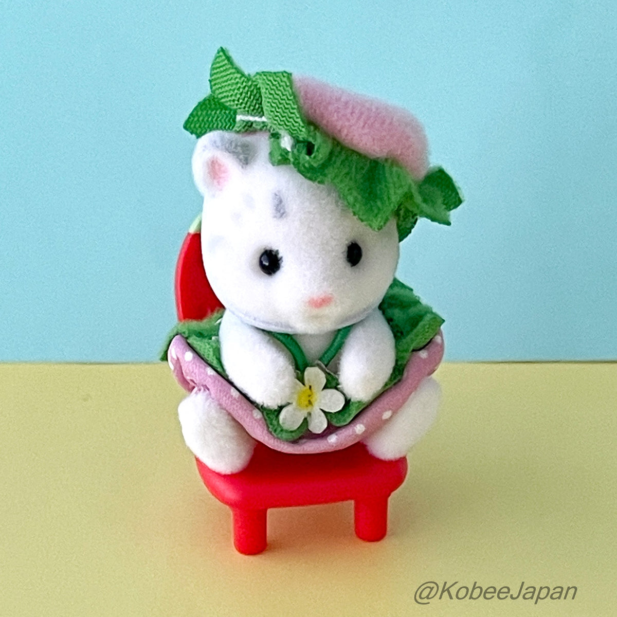 Baby Furniture Collection Strawberry Snow Leopard Baby 2026 Sylvanian Families Calico Critters