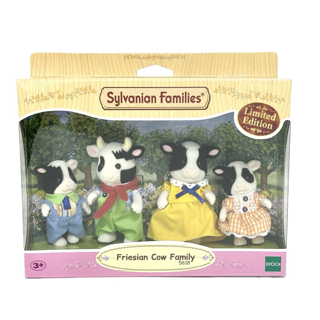 Friesian Cow Family 5618 Sylvanian Families Calico Critters