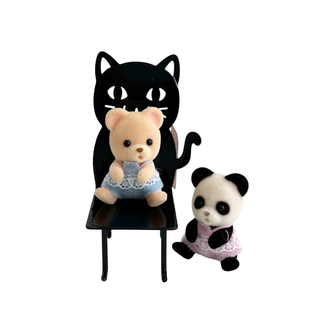 Black Cat Chair DAISO