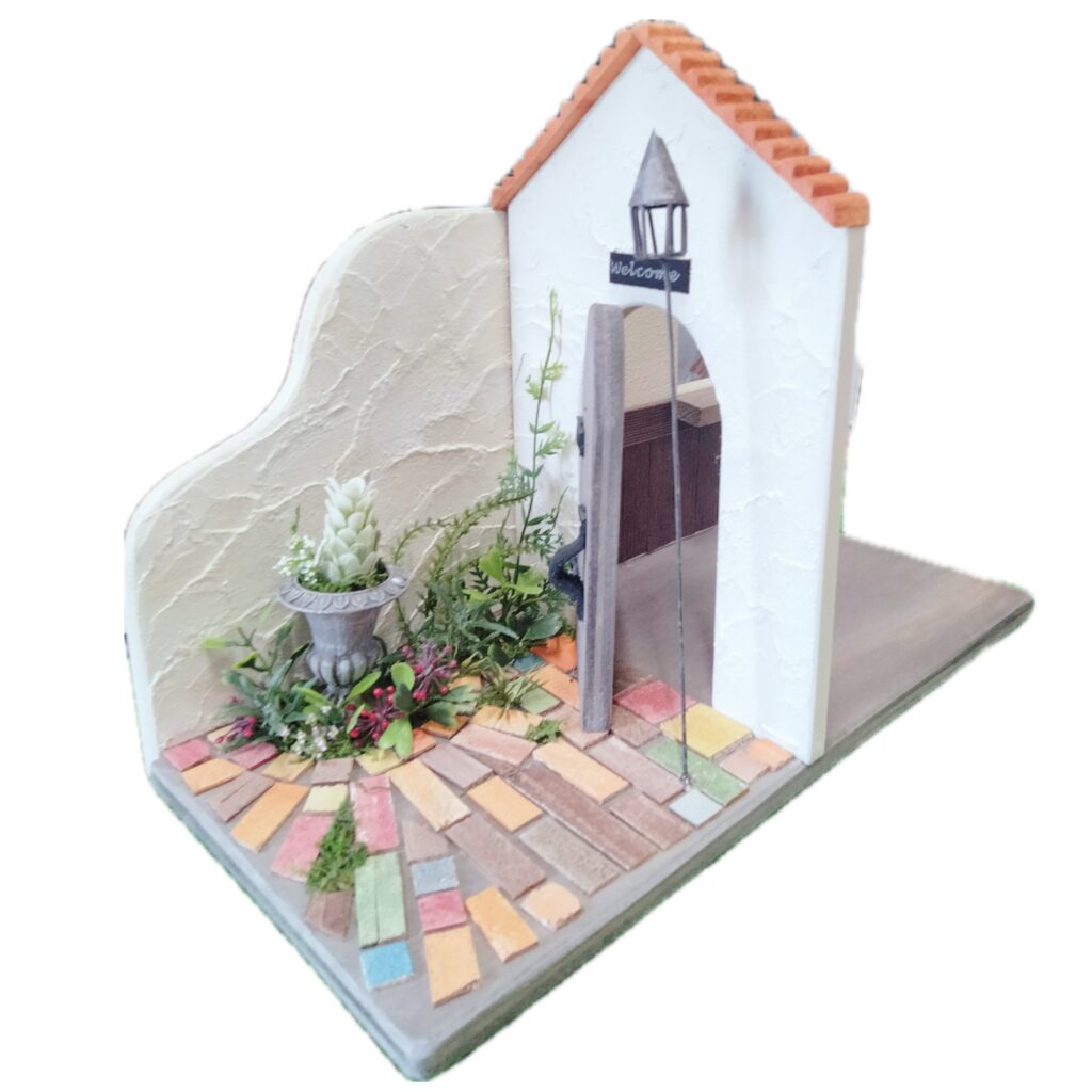 Terracotta Roof Courtyard Entrance DIY Miniature Kit kurukuru