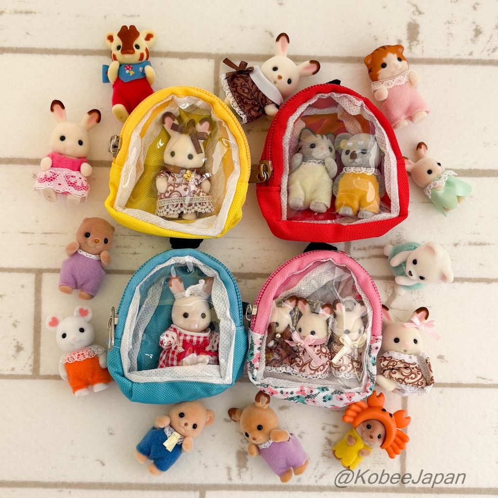 Sac à dos miniature poupée capsule jouet rouge BUNBUN