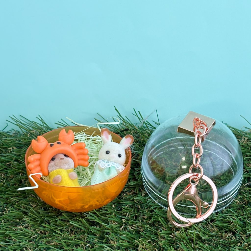 Capsule Keychain Portable Display Case Orange