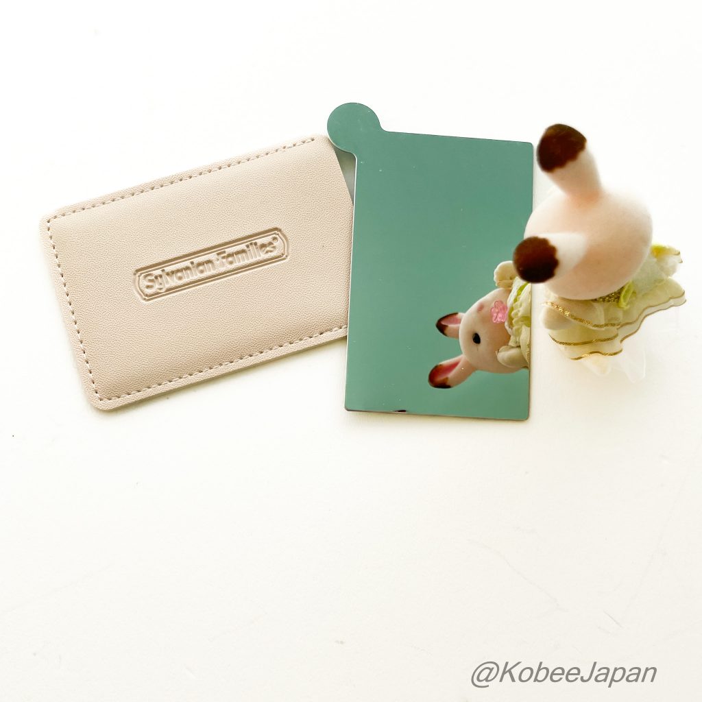 بطاقة أصلية أرنب شوكولاتة مرآة عائلات سيلفانيان كاليكو كريترز