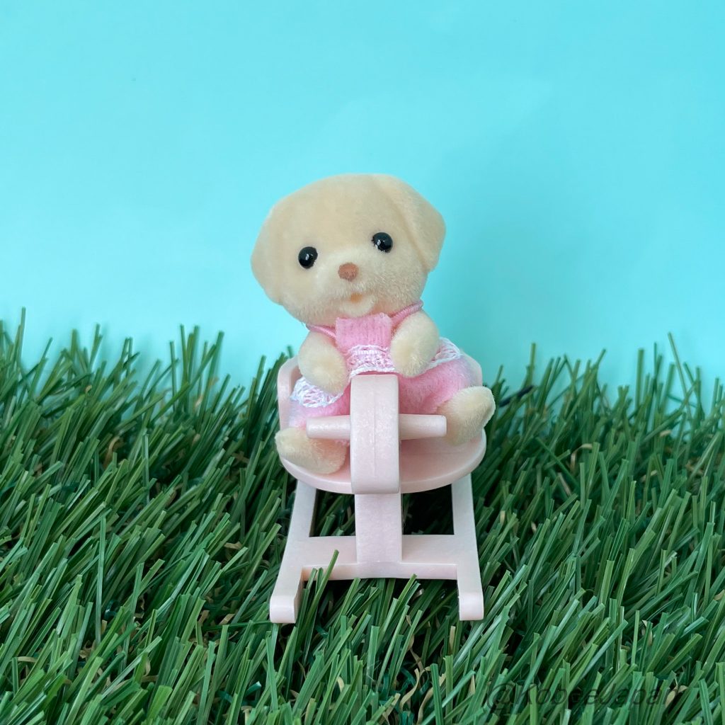 Bébé et Cheval à Bascule Série 2 Labrador Familles Sylvanian Calico Critters