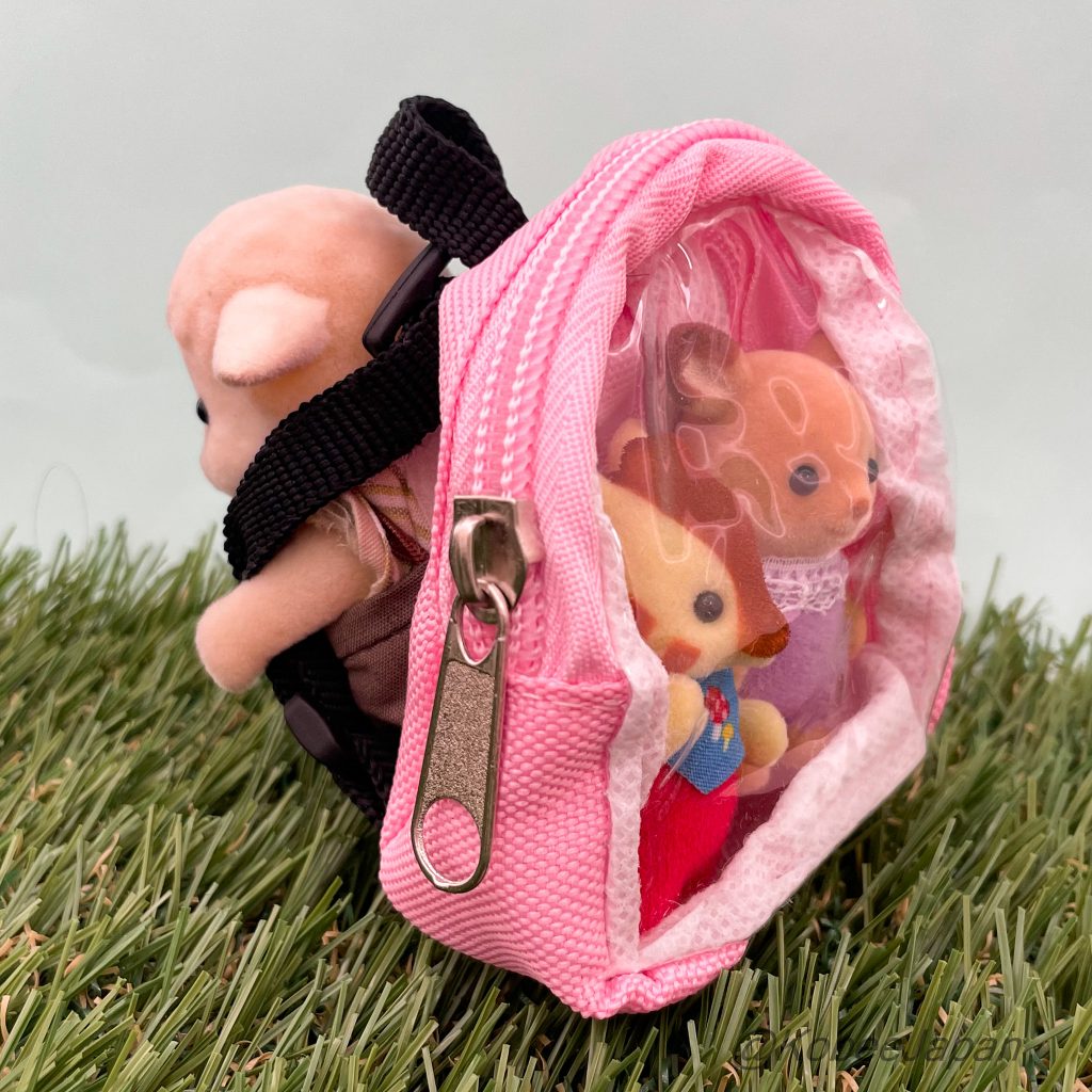 Sac à dos poupée miniature capsule jouet rose BUNBUN