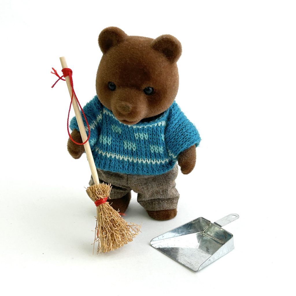 Miniature Broom and Dustpan Natural Kitchen