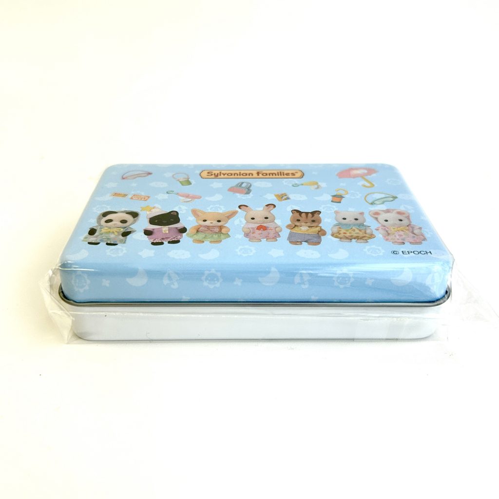 علبة صفيح صيفية Sylvanian Families Calico Critters
