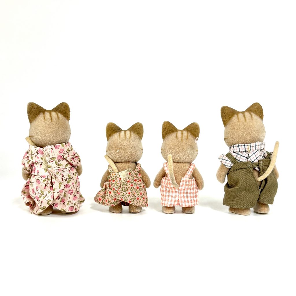 Familia de gatos atigrados usada FS-26 Sylvanian Families Calico Critters