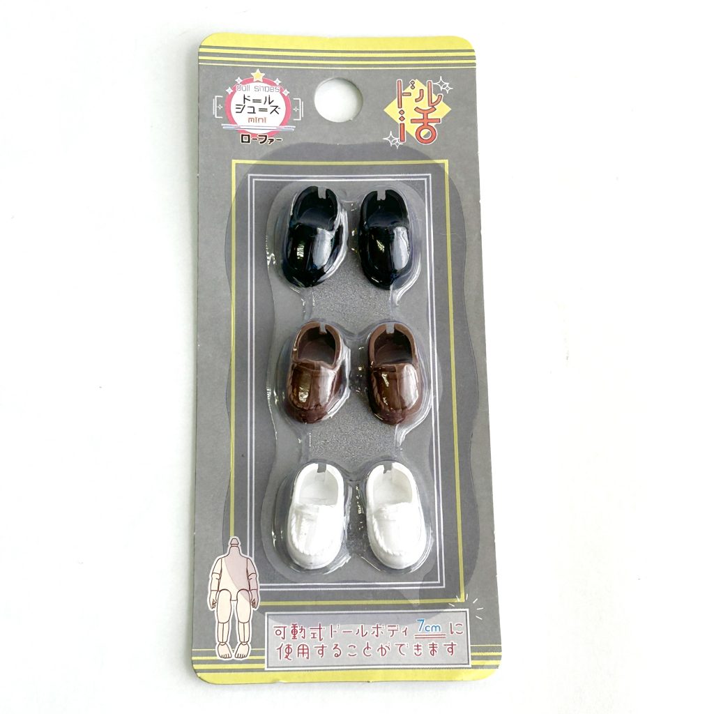 Chaussures de poupée 3 paires Seria