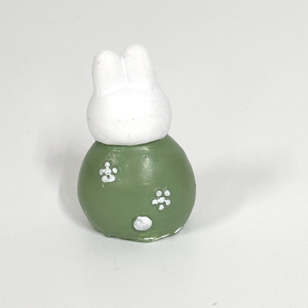 Resin Rabbit Emperor Doll Natural Kitchen