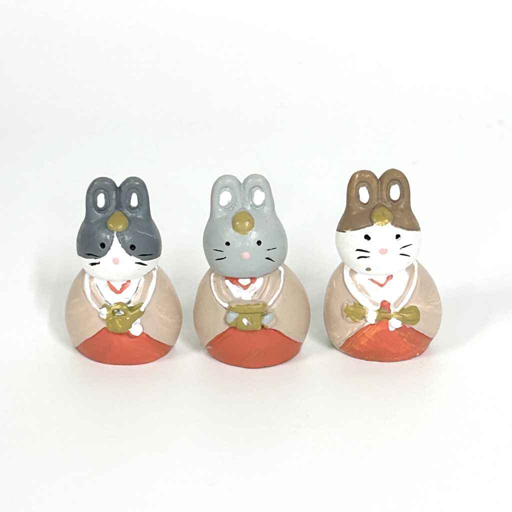 Rabbit Three Court Ladies Hina Dolls Natural Kitchen