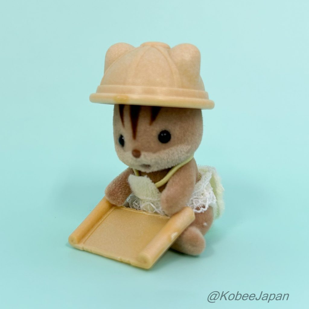 Baby Explorers Series Squirrel Sylvanian Families Calico Critters
