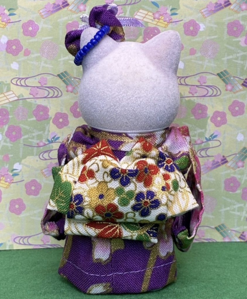 Kimono violet pour mère. Fait main