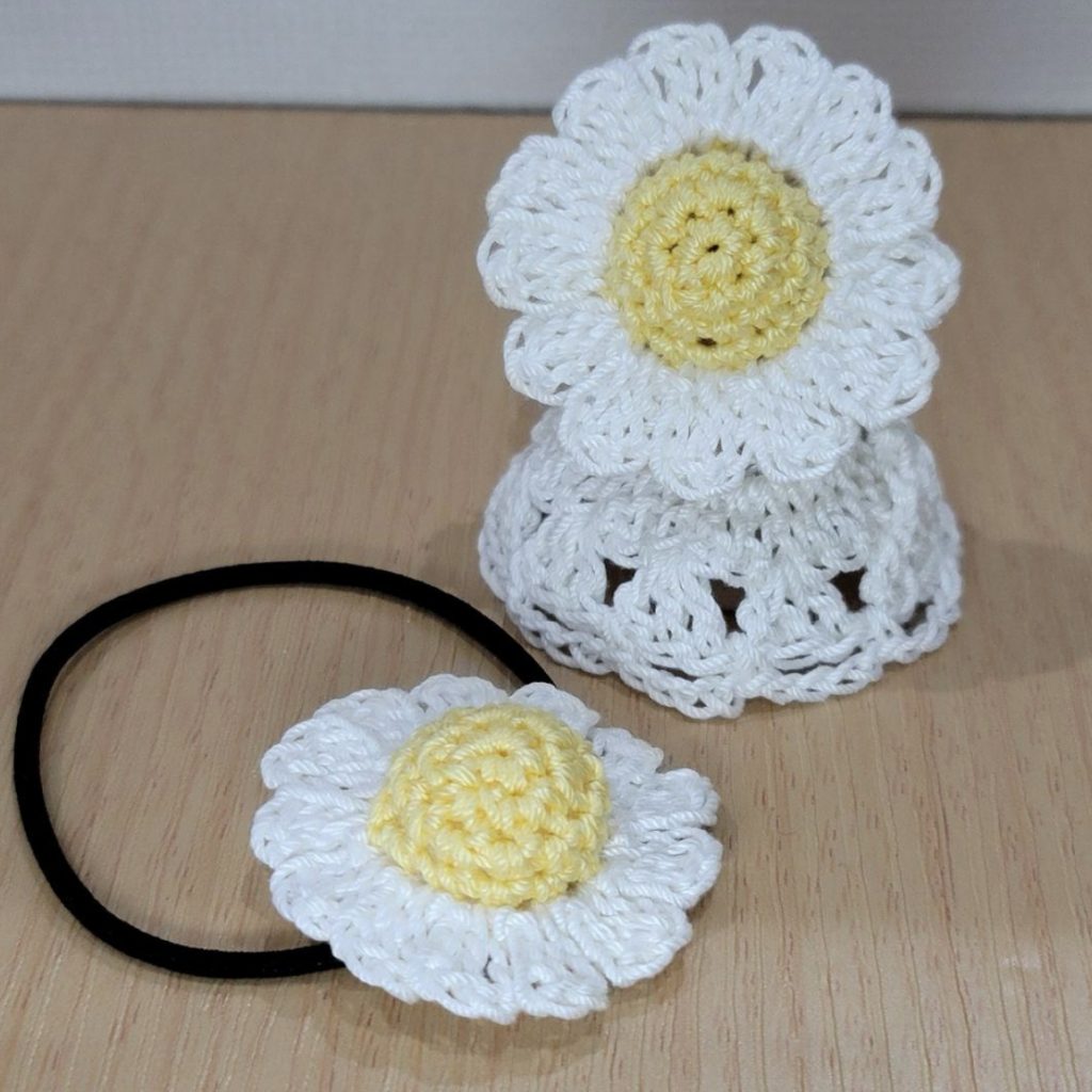 SOMBRERO DE VESTIR MARGARET HECHO A MANO PARA BEBÉ CON LACE PARA EL PELO A JUEGO Sylvanian Families