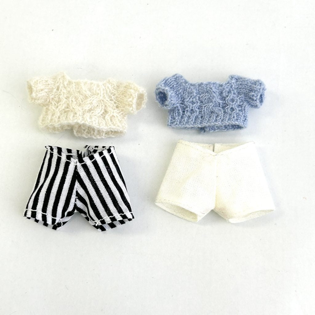 Ensemble pull et pantalon tricotés faits main